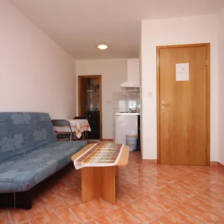 With A Parking Space Baska Voda, Makarska - 6872 * 巴什卡沃达